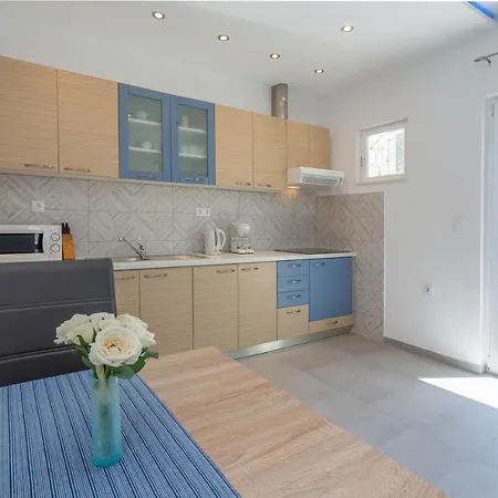 Guest house Ivanovic Hvar Town