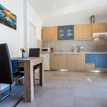 Guest house Ivanovic Hvar Town