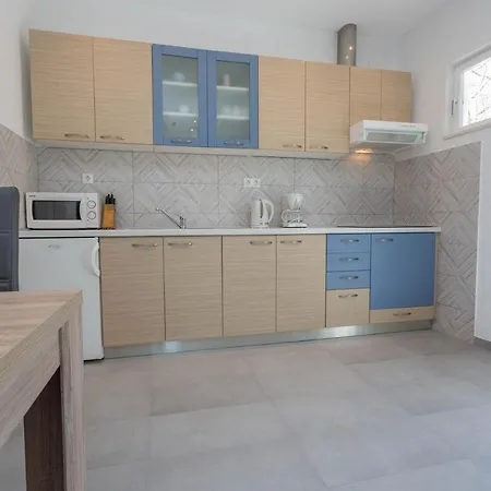 Ivanovic Guest house 3*