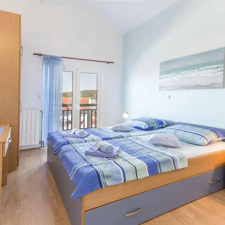 Ivanovic Guest house 3*