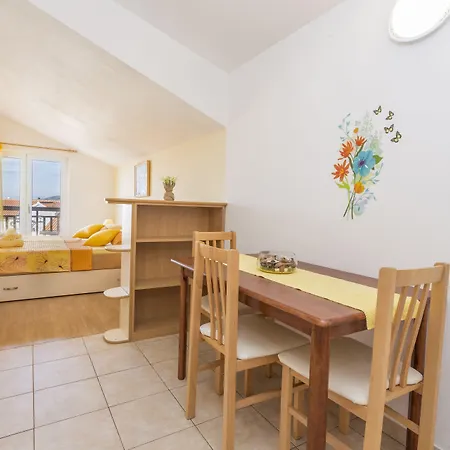 Ivanovic Guest house 3*