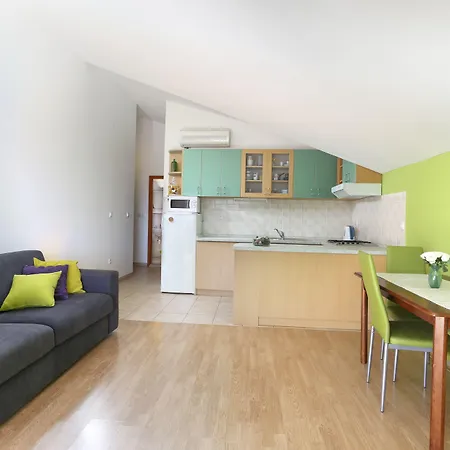 Ivanovic 3* Hvar Town