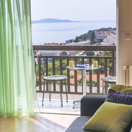 Ivanovic 3* Hvar Town