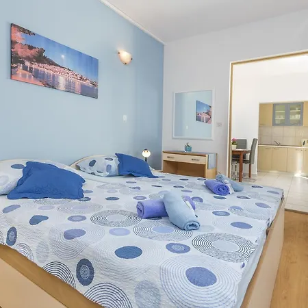 Guest house Ivanovic 3*