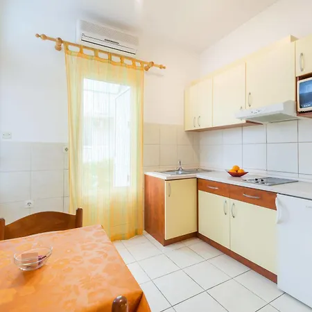 Guest house Ivanovic 3*