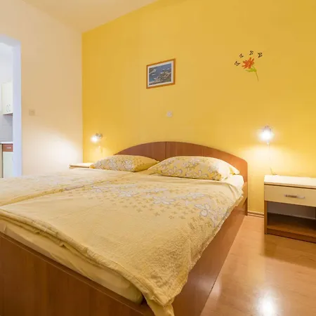 Casa de hóspedes Ivanovic 3*
