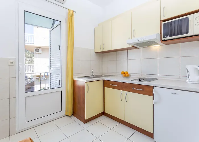 Ivanovic 3* Hvar Town