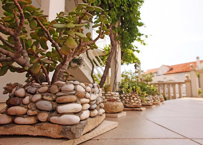 Ivanovic 3* Hvar Town