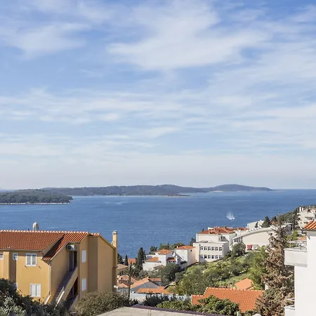 Ivanovic 3* 흐바르